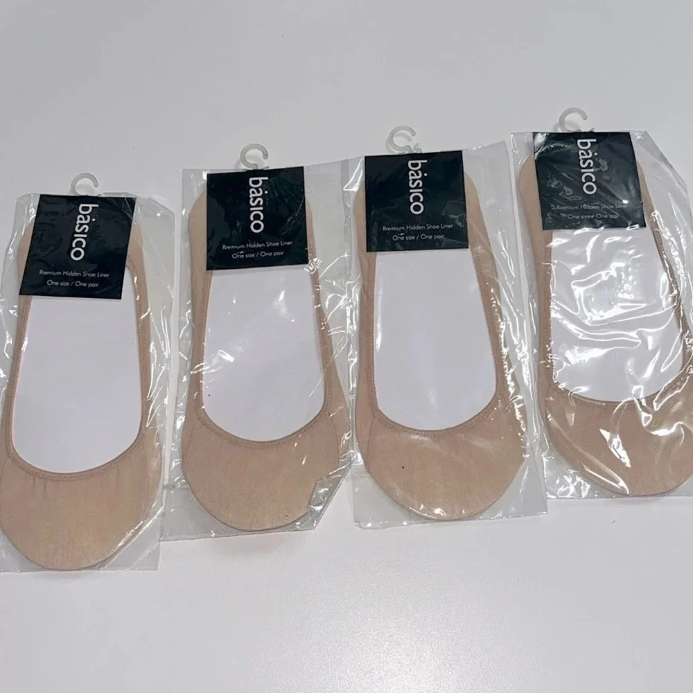 4 pair New Basico premium hidden shoe liners one‎ size lightweight neutral socks